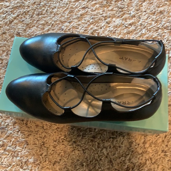 Array Echo Black slip on size 8.5 - Picture 9 of 11